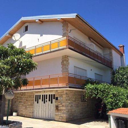 Apartmani Pataca Vodice Zewnętrze zdjęcie