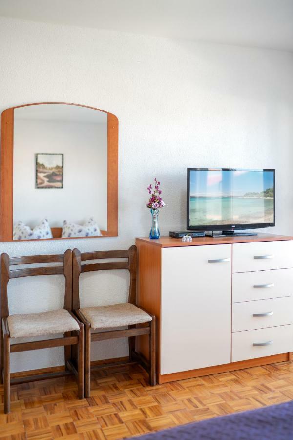 Apartmani Pataca Vodice Zewnętrze zdjęcie