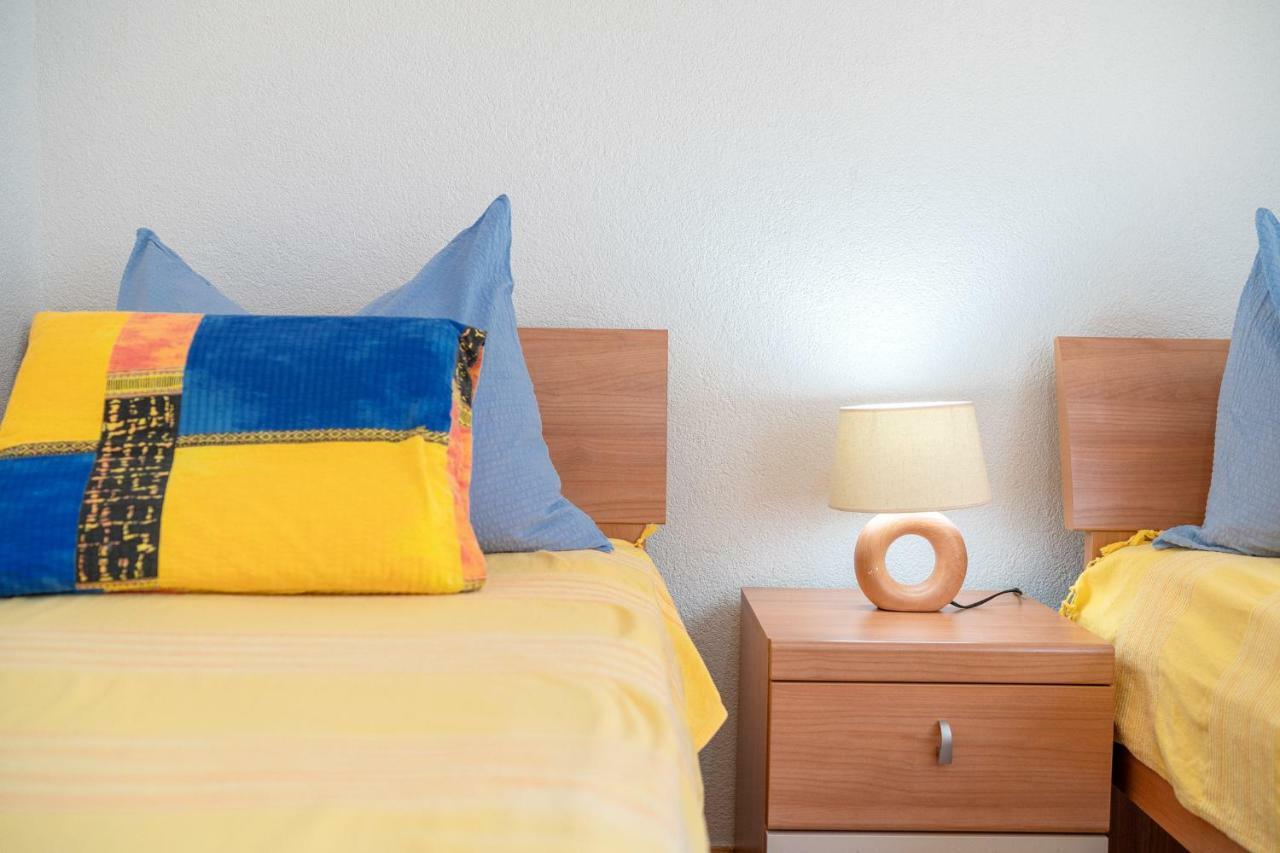 Apartmani Pataca Vodice Zewnętrze zdjęcie