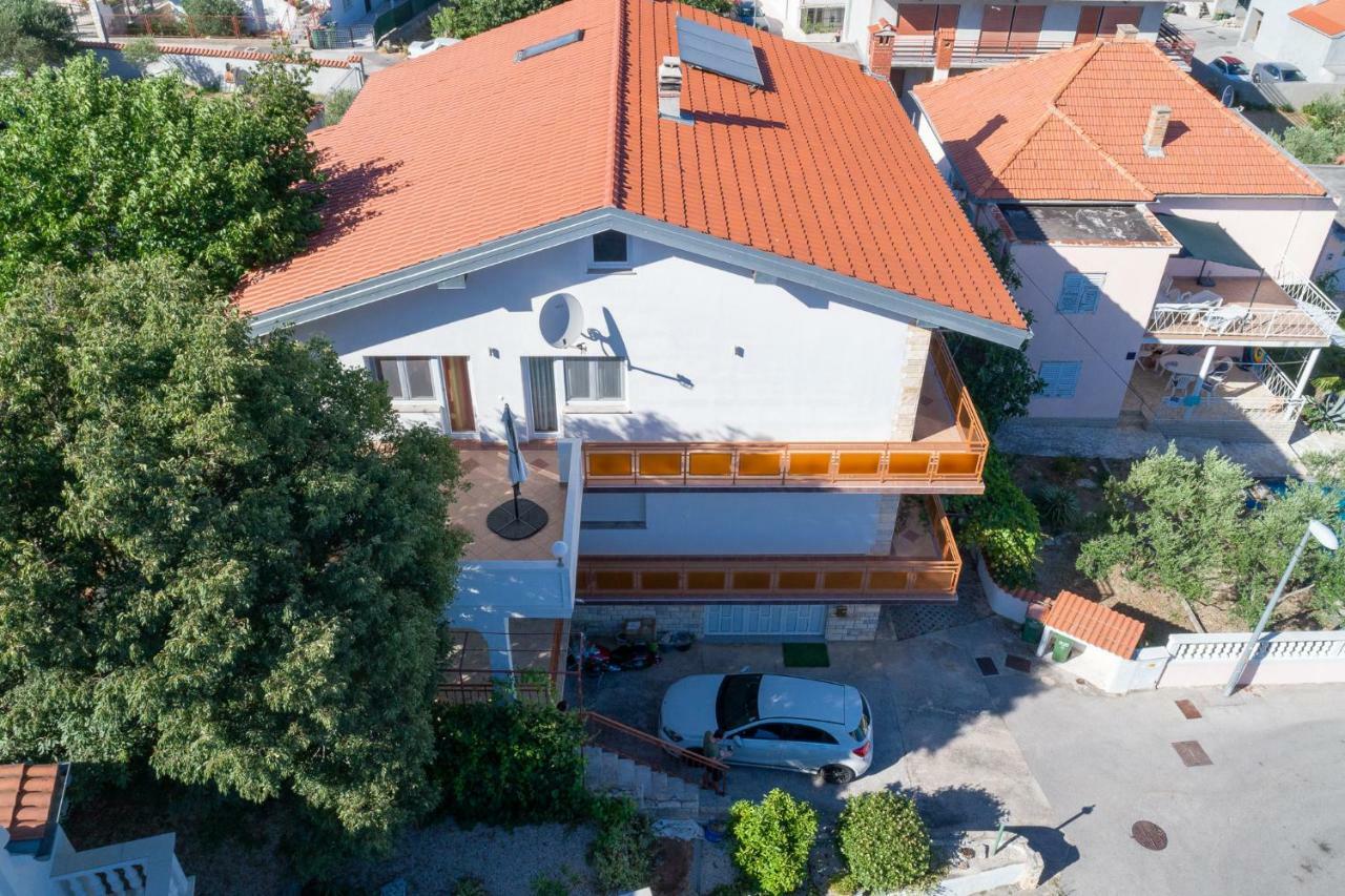 Apartmani Pataca Vodice Zewnętrze zdjęcie