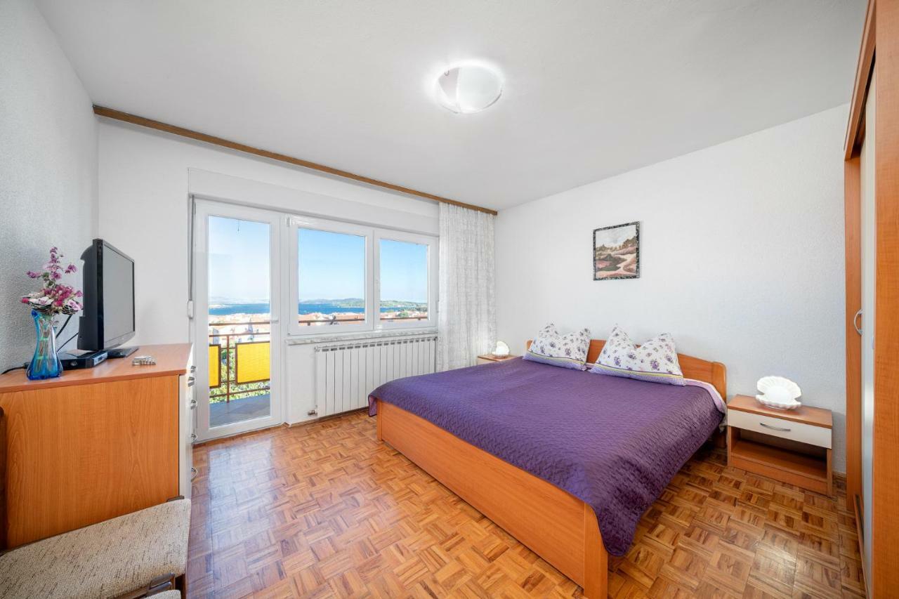 Apartmani Pataca Vodice Zewnętrze zdjęcie