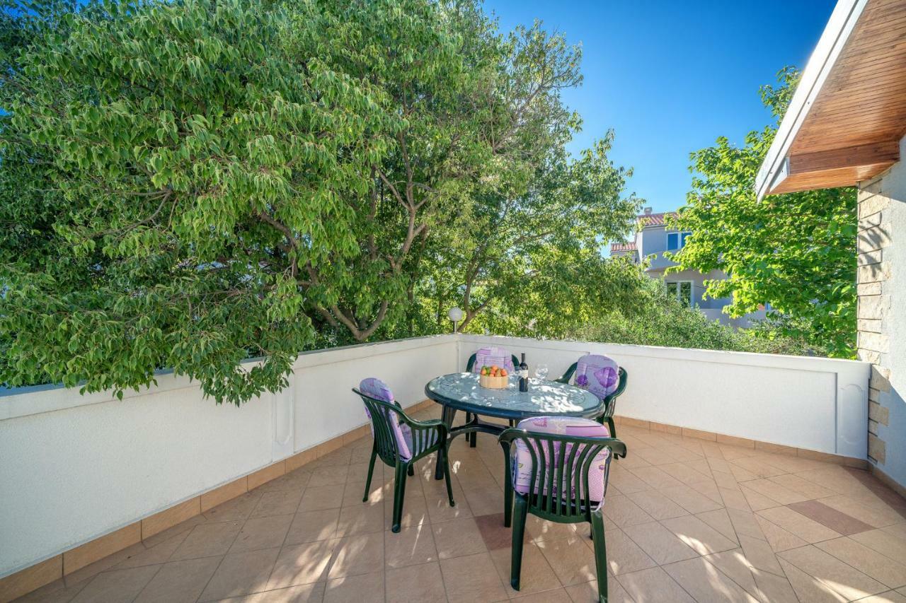 Apartmani Pataca Vodice Zewnętrze zdjęcie
